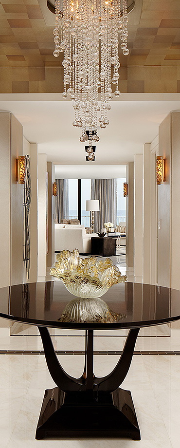 Refined coastal room